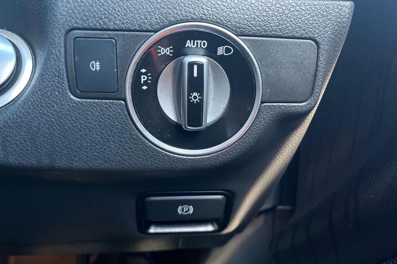 Used Mercedes-Benz GLA 2017 for sale - 77691591: Photo 36