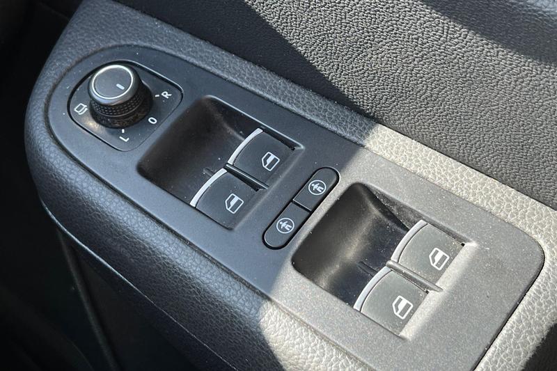 Used Volkswagen Sharan 2017 for sale - 78166339: Photo 16