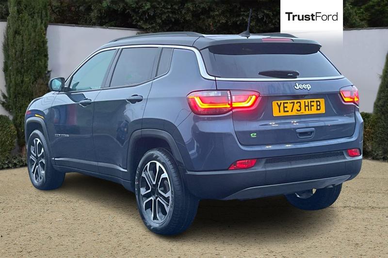 Used Jeep Compass 2023 for sale - 76534374: Photo 2