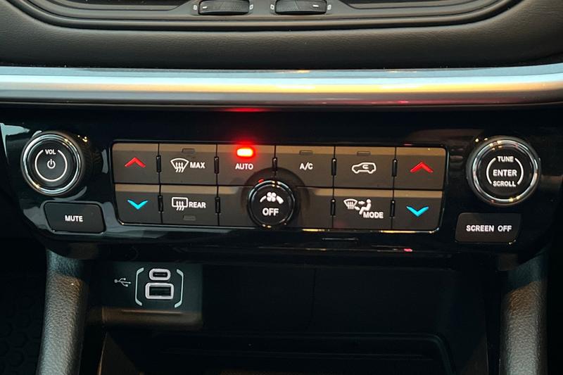 Used Jeep Compass 2023 for sale - 76534374: Photo 30