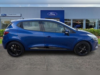 Used Renault Clio 2019 for sale - 79497980: Photo