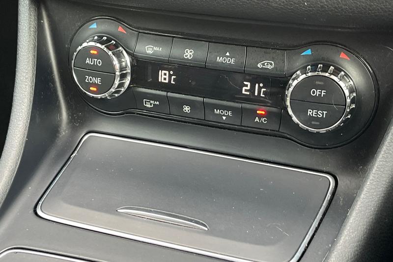 Used Mercedes-Benz GLA 2017 for sale - 77819729: Photo 34