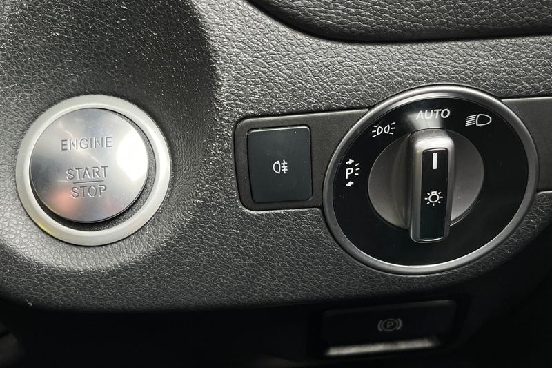 Used Mercedes-Benz GLA 2017 for sale - 77819729: Photo 40