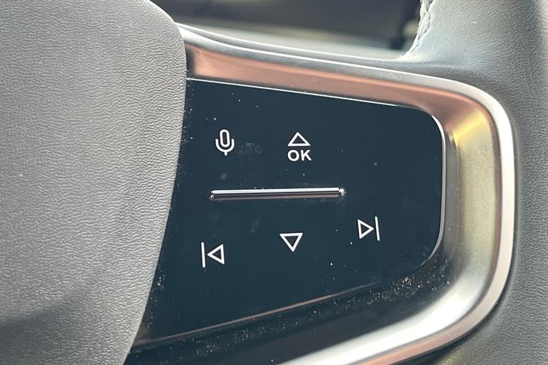 Used Volvo EX30 2024 for sale - 77128159: Photo 39