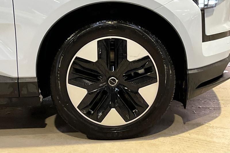 Used Volvo EX30 2024 for sale - 77128159: Photo 8