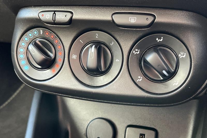 Used Vauxhall Corsa 2018 for sale - 78152985: Photo 34