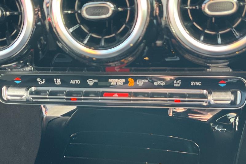 Used Mercedes-Benz A-Class 2019 for sale - 77910416: Photo 34