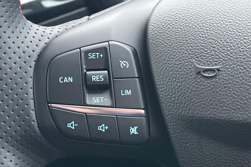 Used Ford Focus 2023 for sale - 77381603: Photo 38