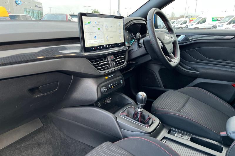 Used Ford Focus 2022 for sale - 76895325: Photo 18