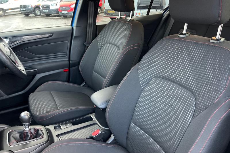 Used Ford Focus 2022 for sale - 76895325: Photo 19