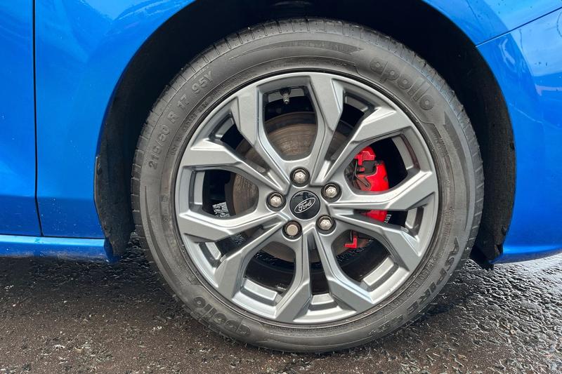 Used Ford Focus 2022 for sale - 76895325: Photo 8