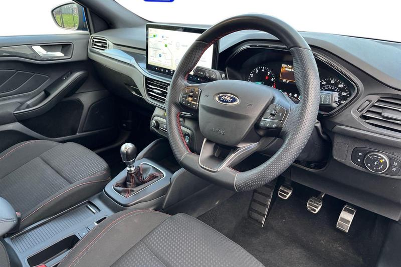 Used Ford Focus 2022 for sale - 76895325: Photo 9