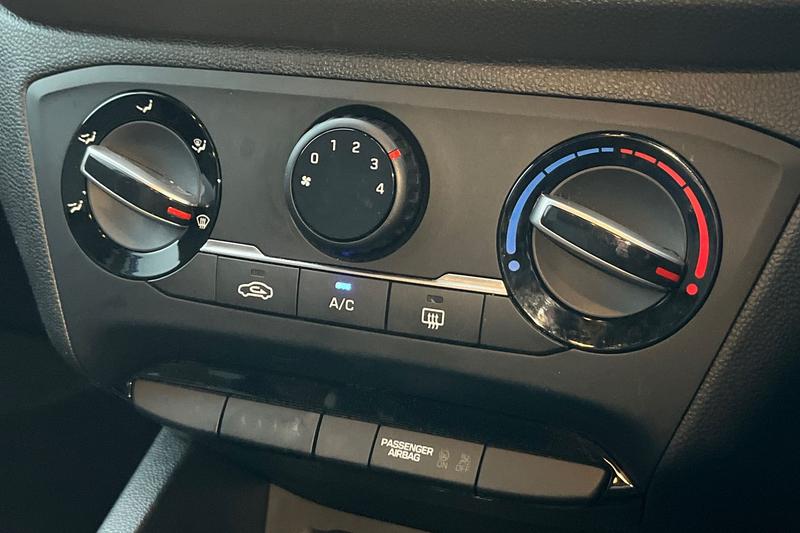 Used Hyundai i20 2020 for sale - 77339925: Photo 34