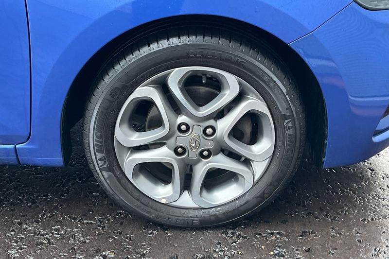 Used Hyundai i20 2020 for sale - 77339925: Photo 8