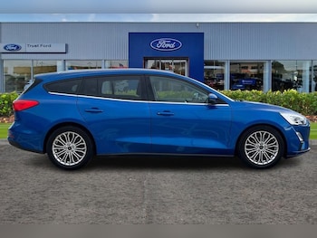 Used Ford Focus 2019 for sale - 76184458: Photo 3