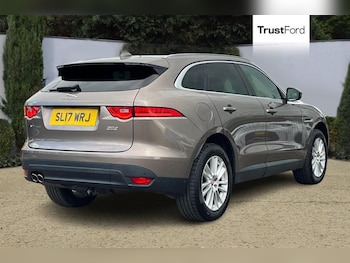 Used Jaguar F-Pace 2017 for sale - 78849810: Photo