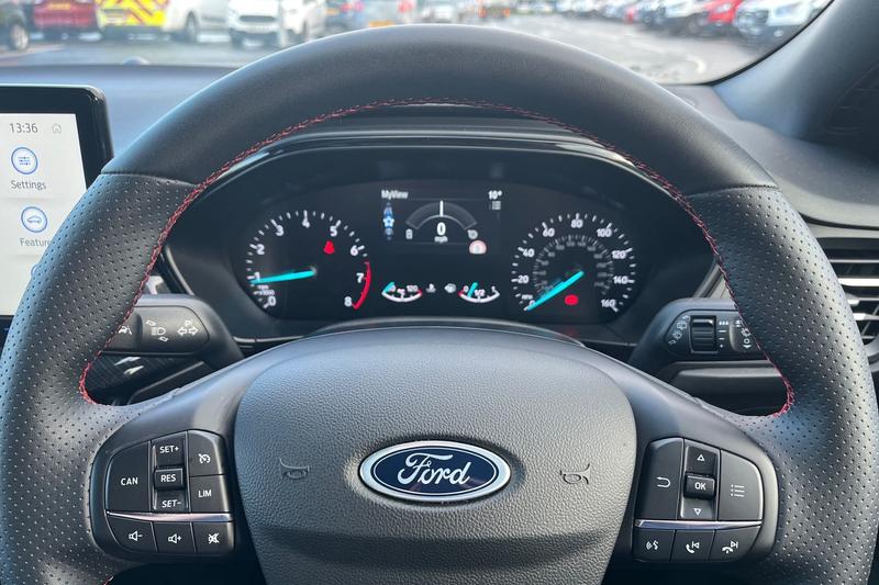 Used Ford Focus 2024 for sale - 76534373: Photo 12