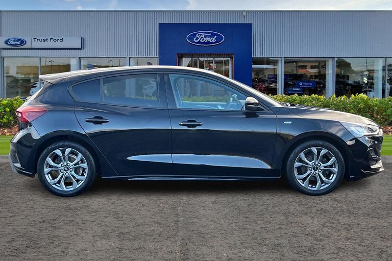 Used Ford Focus 2024 for sale - 76534373: Photo 3