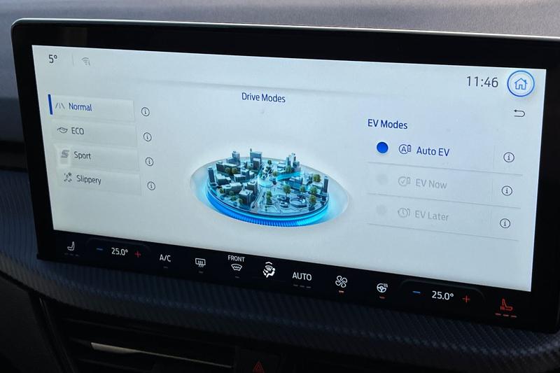 Used Ford Kuga 2025 for sale - 77048088: Photo 32