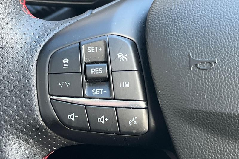 Used Ford Kuga 2025 for sale - 77048088: Photo 38