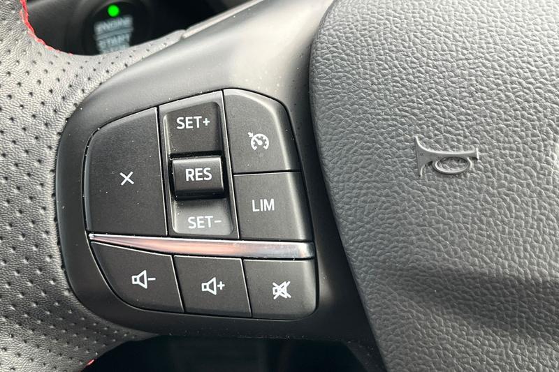 Used Ford Kuga 2023 for sale - 76394220: Photo 38