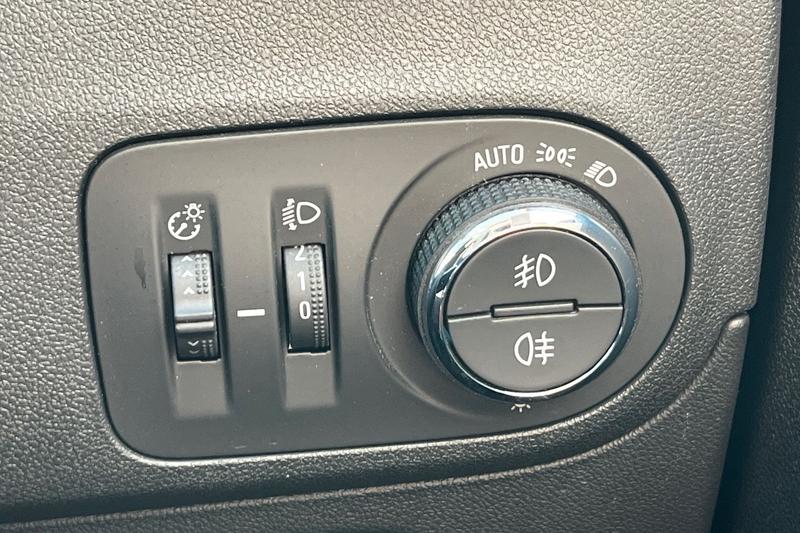 Used Vauxhall Crossland X 2019 for sale - 78206299: Photo 37