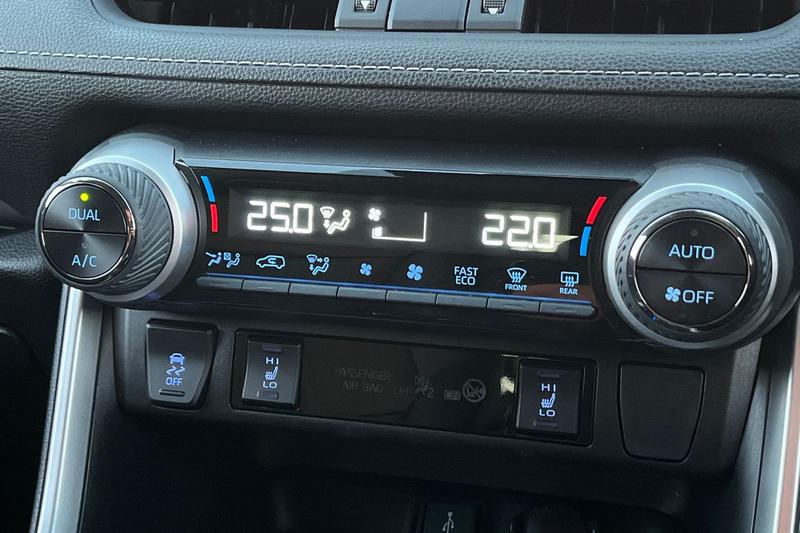 Used Toyota RAV4 2022 for sale - 77192874: Photo 35