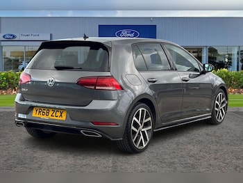 Used Volkswagen Golf 2018 for sale - 79548802: Photo
