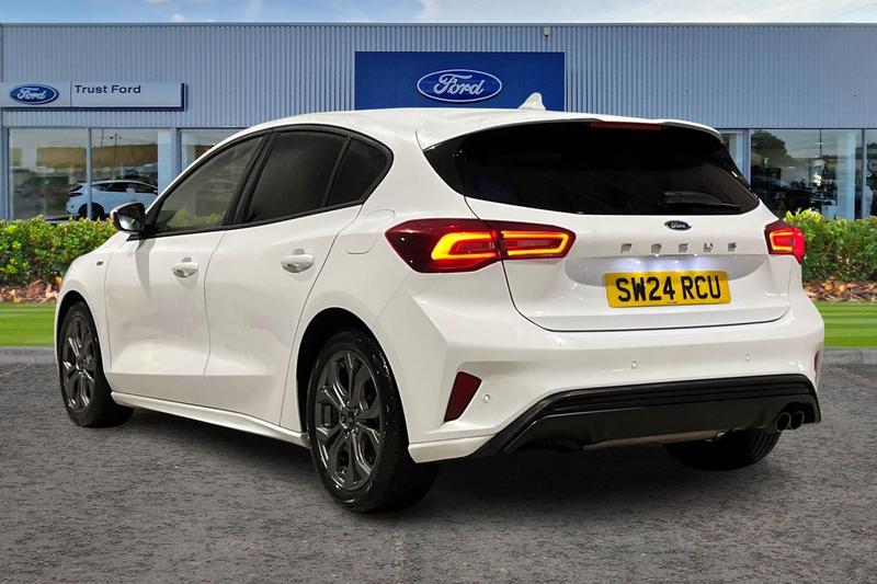 Used Ford Focus 2024 for sale - 76716384: Photo 2