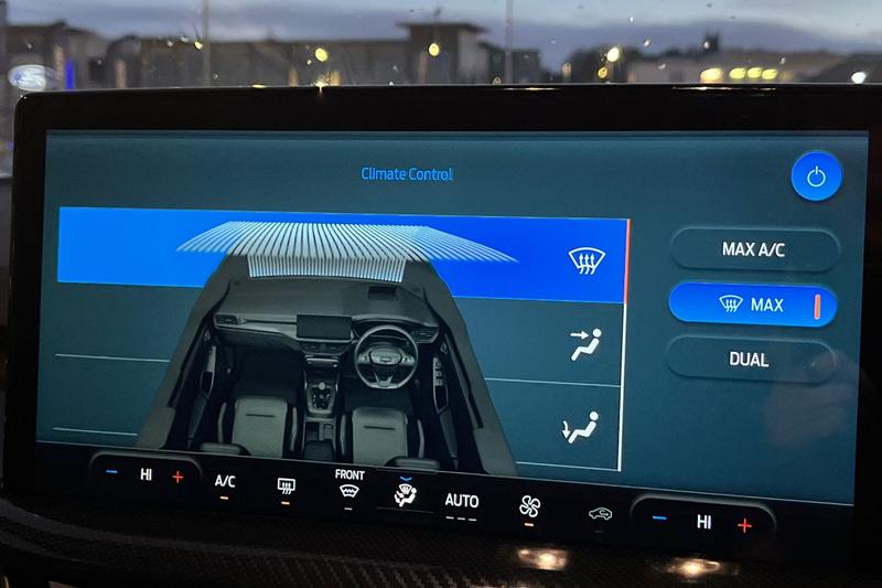 Used Ford Focus 2024 for sale - 76716384: Photo 34