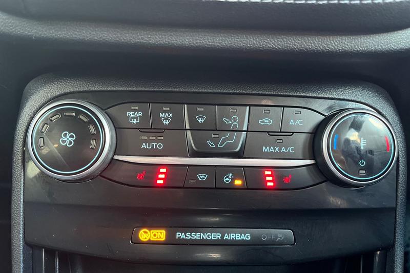 Vehicle 33