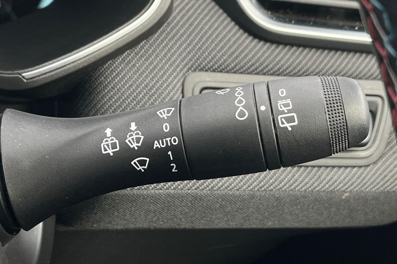 Used Renault Clio 2024 for sale - 77918604: Photo 15