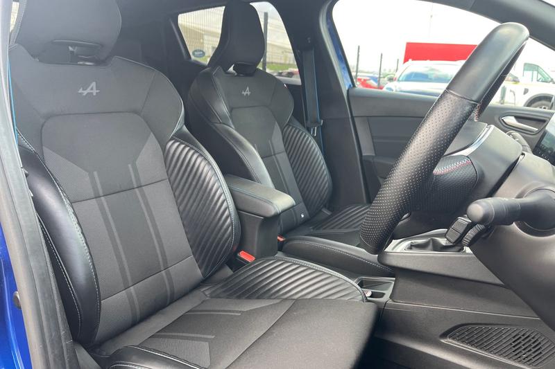 Used Renault Clio 2024 for sale - 77918604: Photo 17