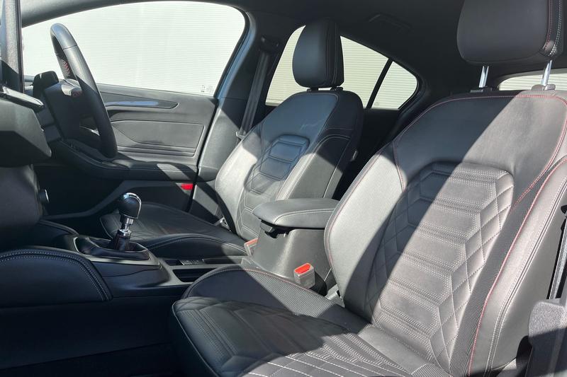 Used Ford Focus 2023 for sale - 78073743: Photo 19