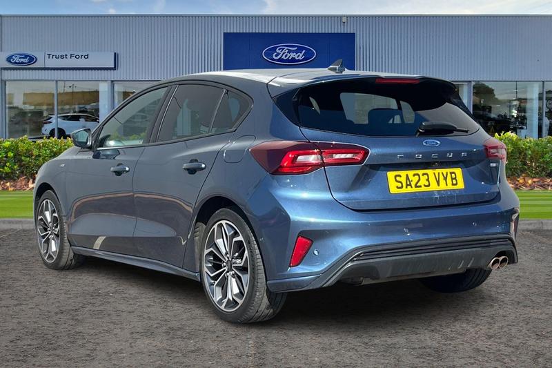 Used Ford Focus 2023 for sale - 78073743: Photo 2