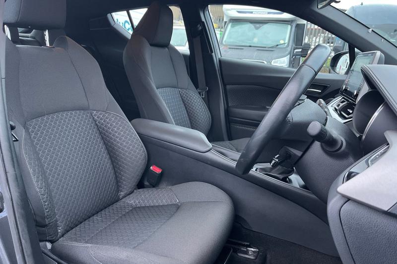 Used Toyota C-HR 2021 for sale - 77186878: Photo 17
