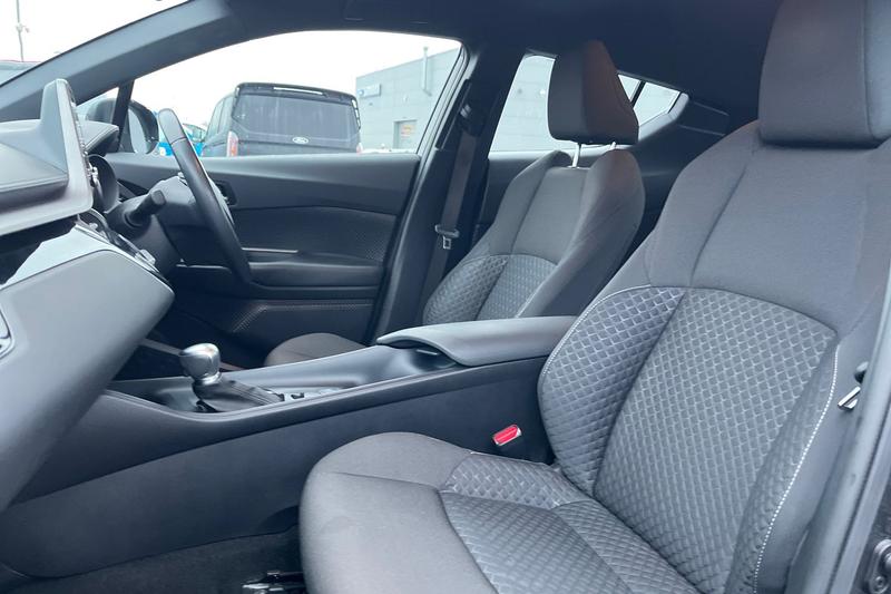 Used Toyota C-HR 2021 for sale - 77186878: Photo 19