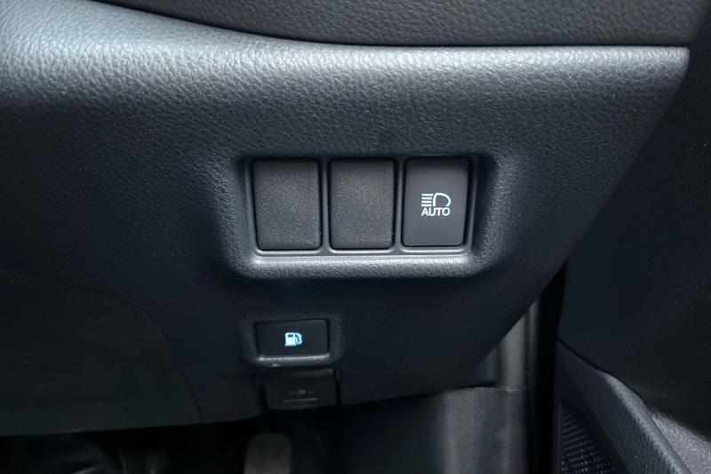 Used Toyota C-HR 2021 for sale - 77186878: Photo 40