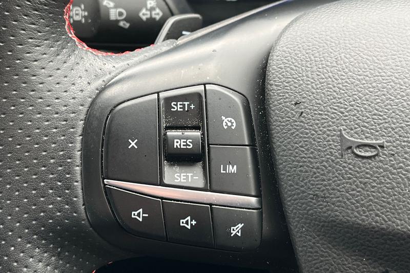 Used Ford Kuga 2021 for sale - 77393802: Photo 37