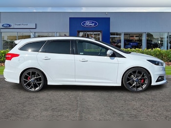 Used Ford Focus 2017 for sale - 79617433: Photo