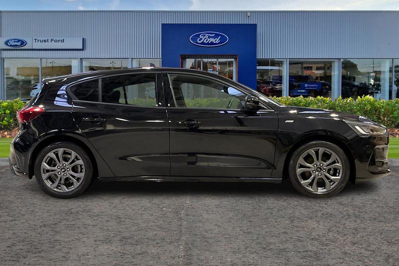 Used Ford Focus 2024 for sale - 76684897: Photo 3