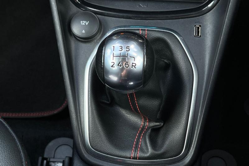 Vehicle 33
