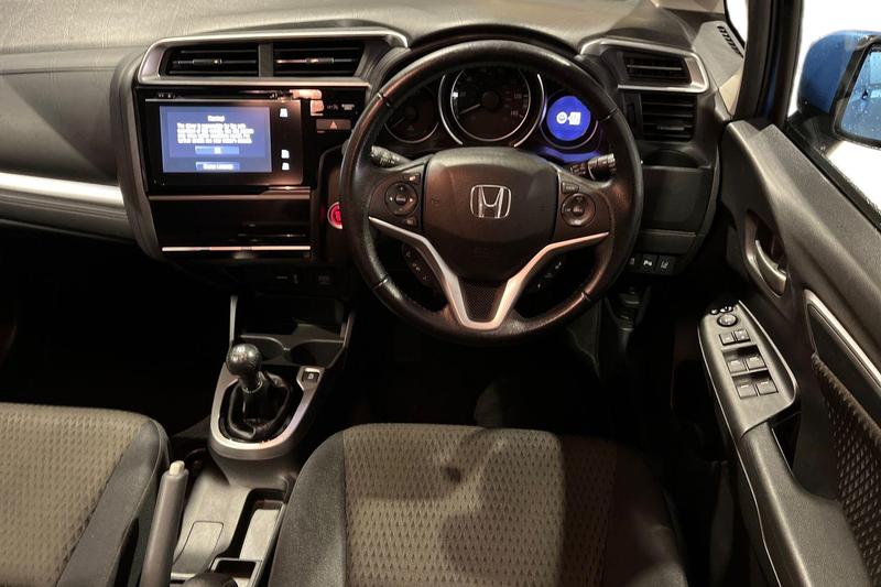 Used Honda Jazz 2018 for sale - 76716380: Photo 11