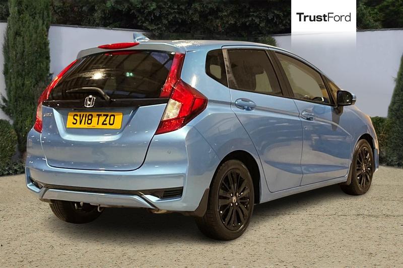 Used Honda Jazz 2018 for sale - 76716380: Photo 4