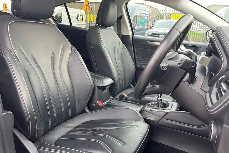 Used Ford Focus 2020 for sale - 76359701: Photo 17