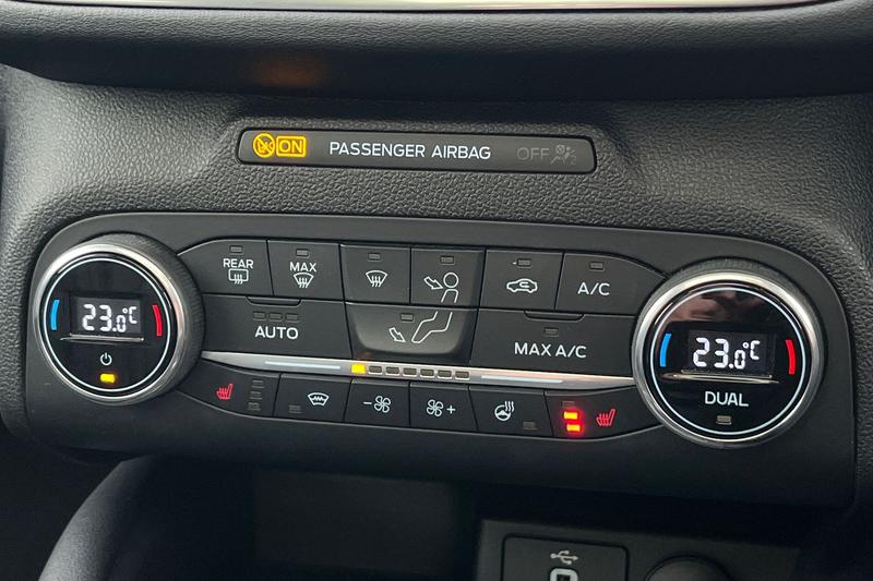 Used Ford Focus 2020 for sale - 76359701: Photo 33