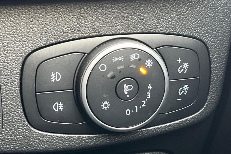 Used Ford Focus 2020 for sale - 76359701: Photo 40