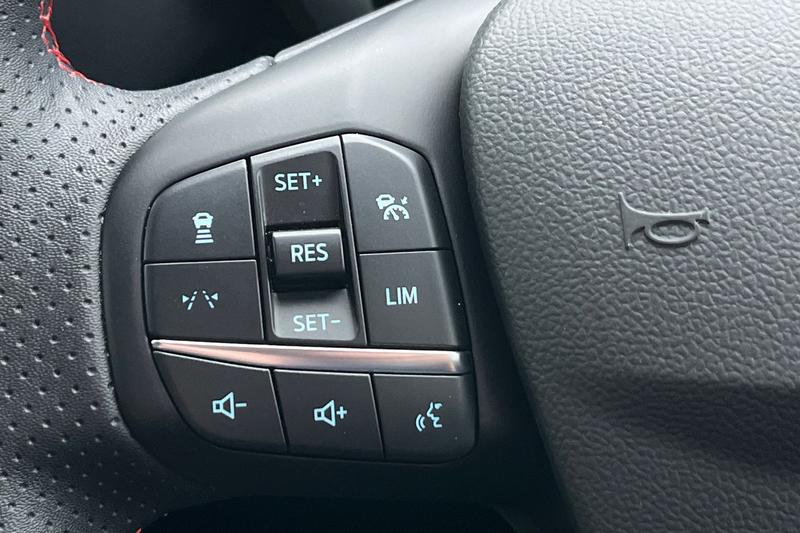 Used Ford Kuga 2025 for sale - 77462565: Photo 38