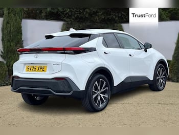 Used Toyota C-HR 2025 for sale - 79802681: Photo
