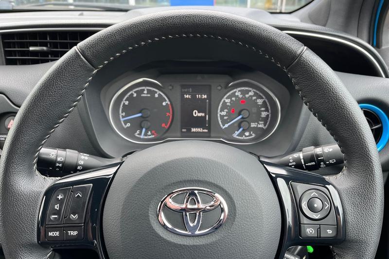 Used Toyota Yaris 2018 for sale - 76146799: Photo 12